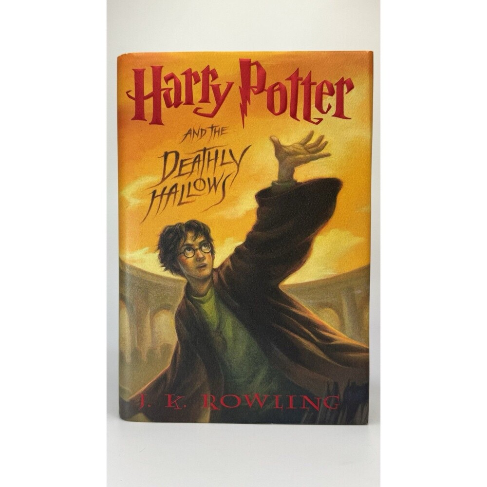 Harry Potter and the Deathly Hallows by JK Rowling 2007 First Edition 1st Print